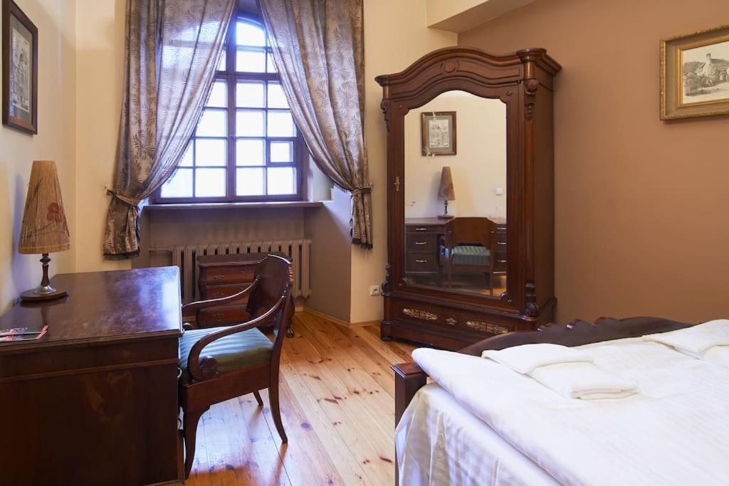 Cozy Apartment In Gothic Style House In The Heart Of The Old Town 빌뉴스 외부 사진