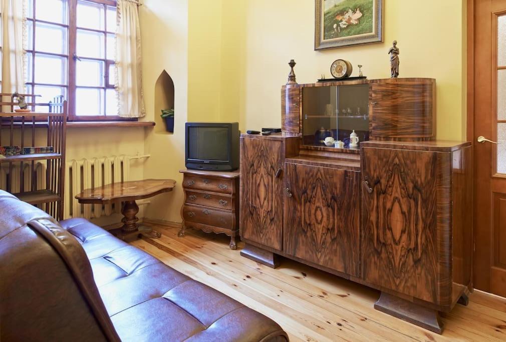 Cozy Apartment In Gothic Style House In The Heart Of The Old Town 빌뉴스 외부 사진